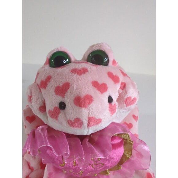Plush pink heart frog with heart pillow. Hug me - Picture 3 of 5